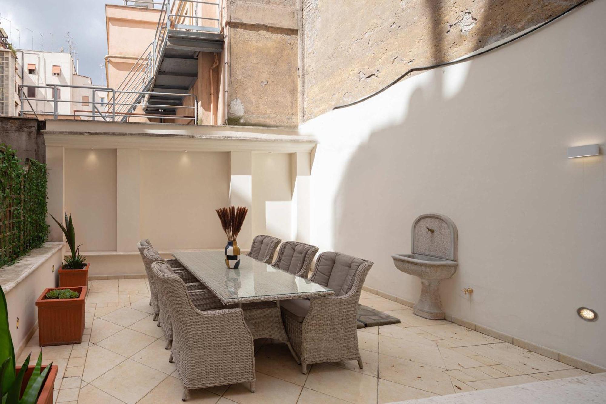Apartment Via Vespasiano Private Rom